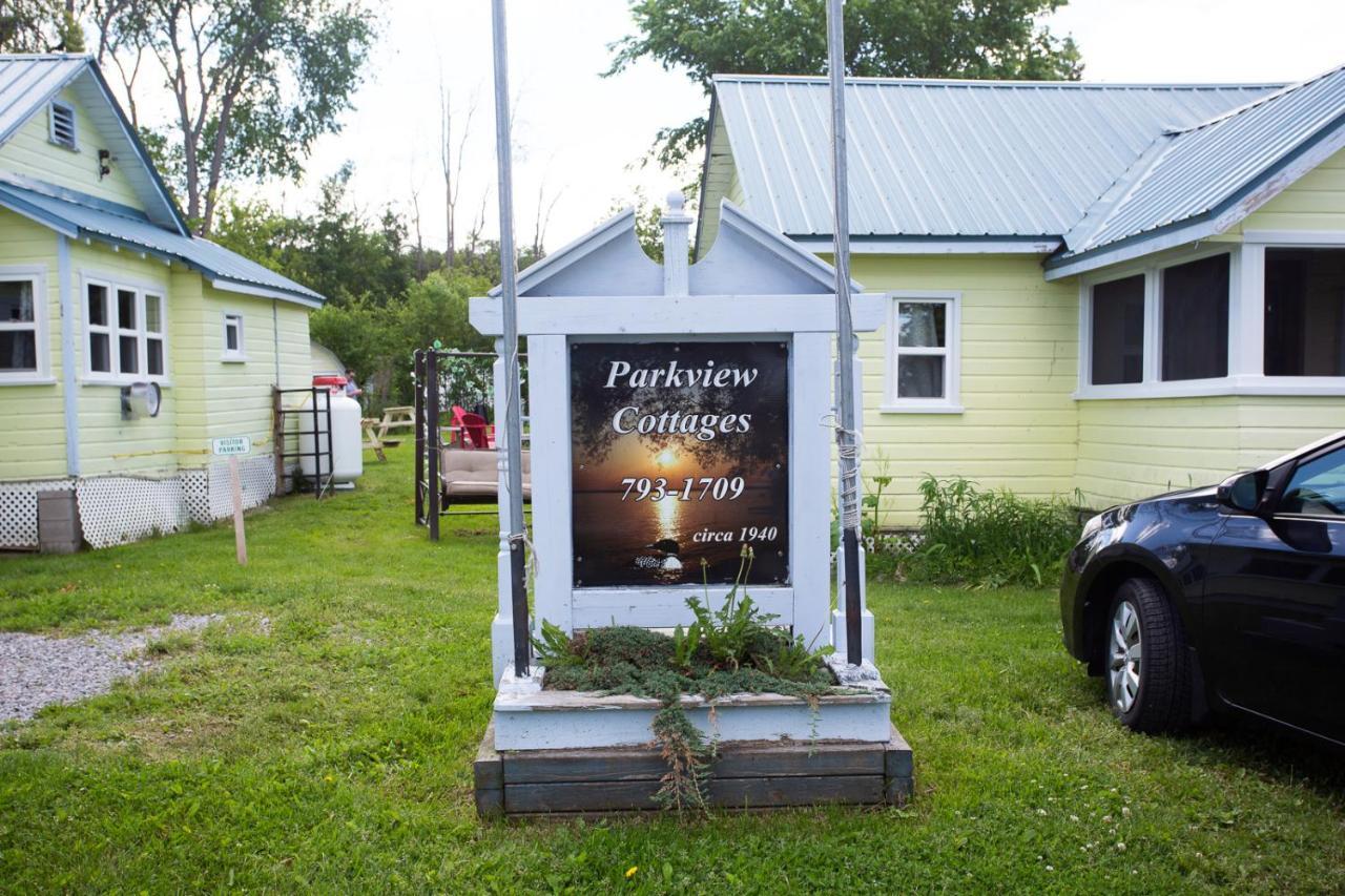 Fun Place With A Sandy Beach For Swimming, Boating, And Fishing, Featuring 3 Available Cabins Fenelon Falls المظهر الخارجي الصورة